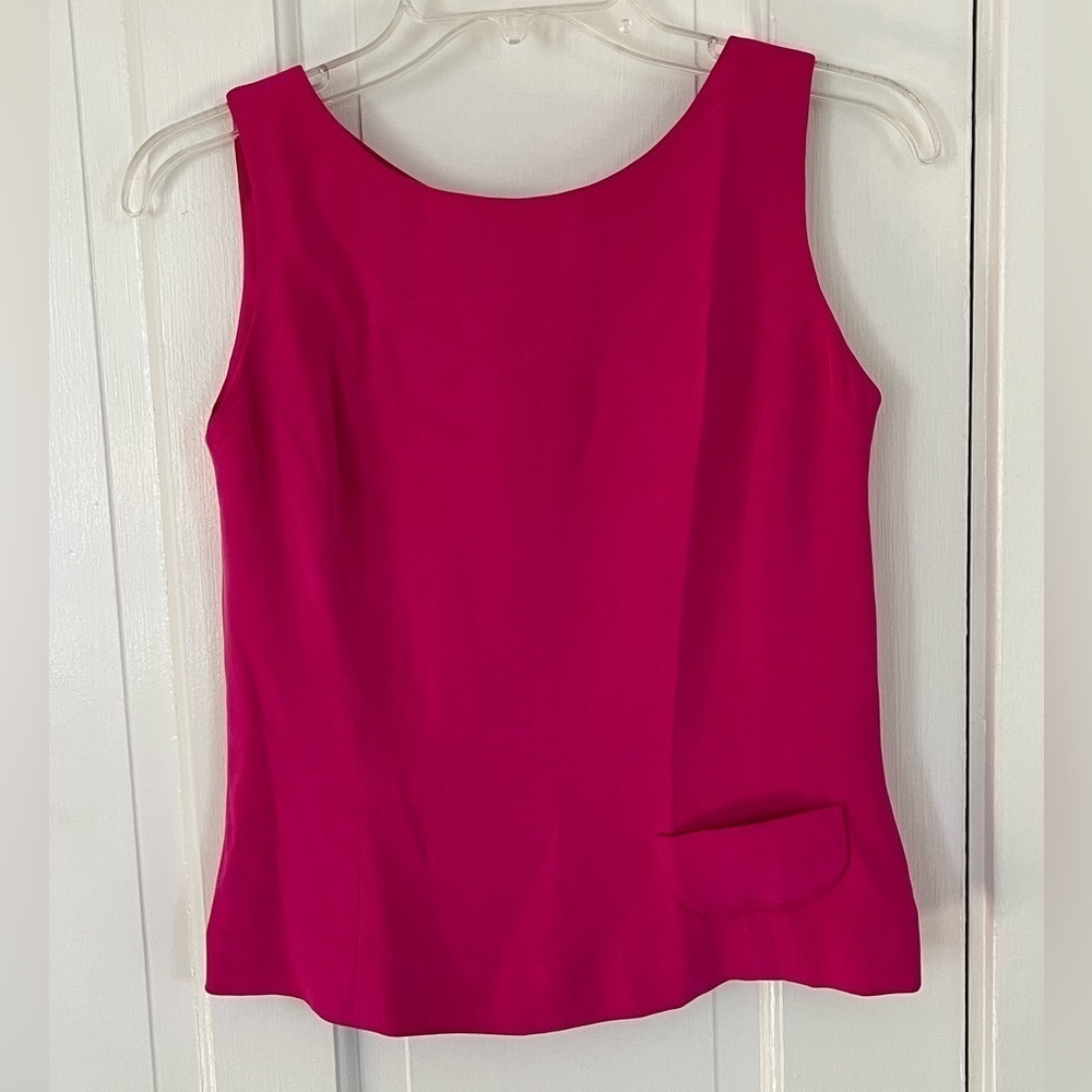 Dana Buchman 100% Silk Sleeveless Top Hot Pink Button Back Size 6 Careerwear